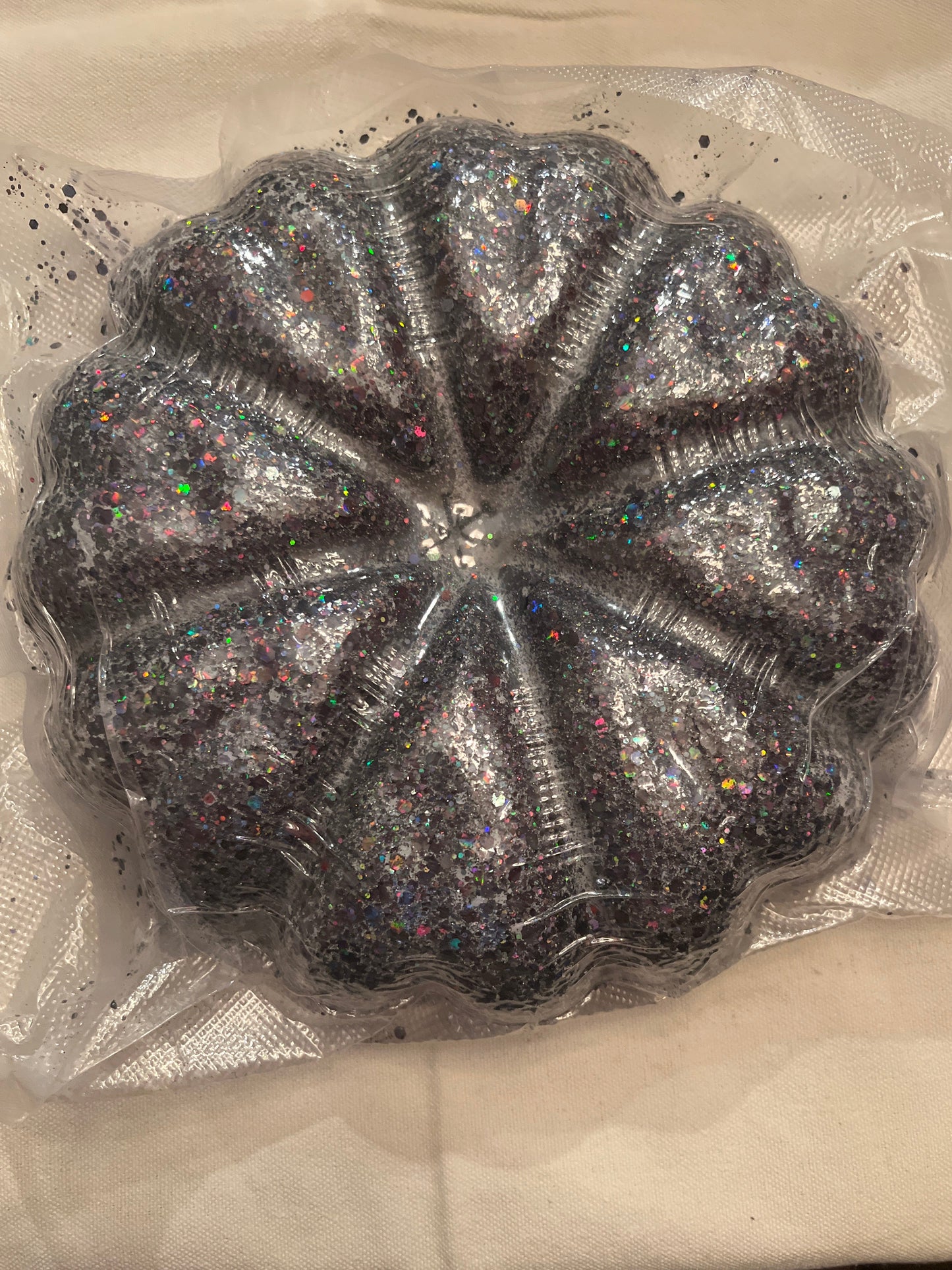 9 Inch Pumpkin Bundt - Various Colors