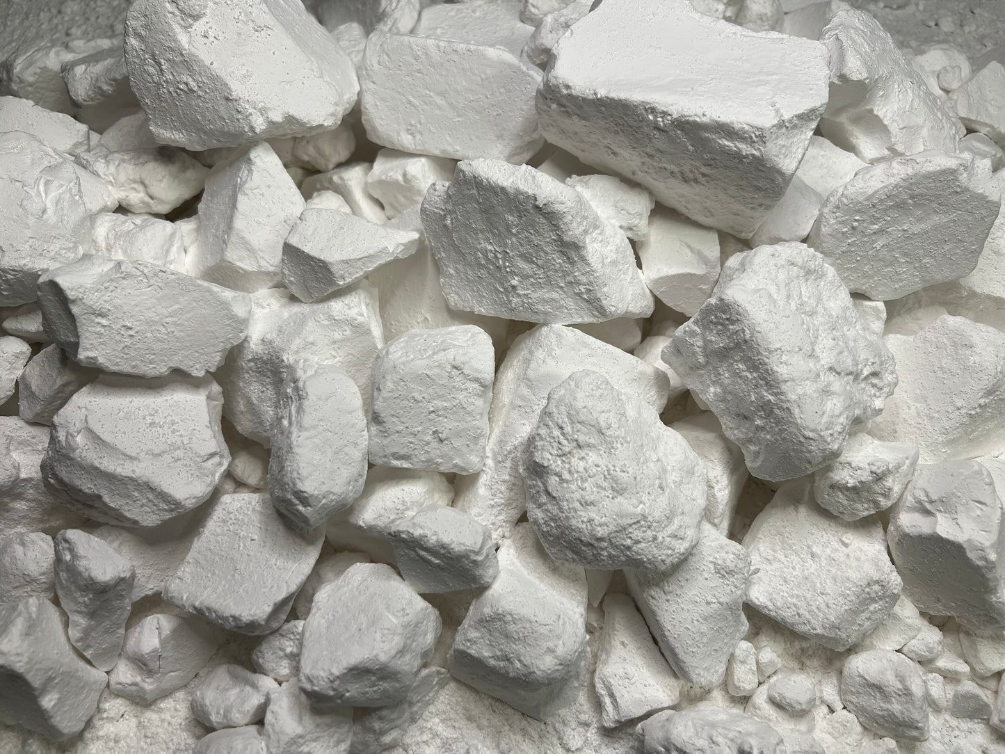 250 Grams Fresh Chalk Chunks